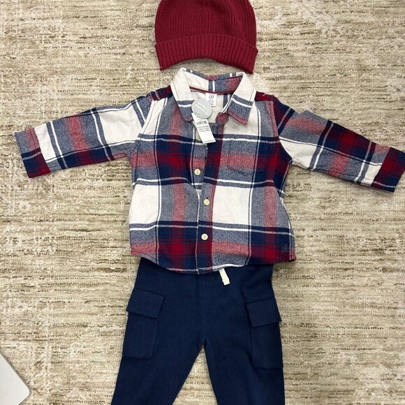 Never been worn, new with tags, 3 piece Gap set - Picture 1 of 2